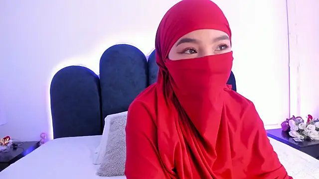 Yaasmin  online show from 02/09/26, 07:07