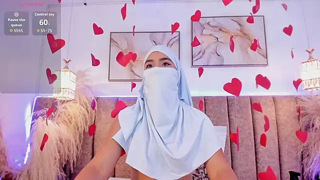 Yaasmin  online show from 02/13/26, 07:10