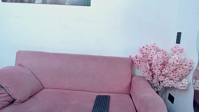 Kitty f00x online show from 04/29/26, 08:59