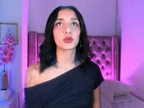 Aris Suarez online show from 05/22/26, 04:30