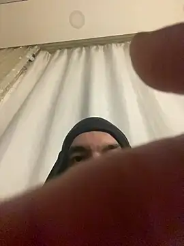 Snapshot of seluna_baby chatting on 02/26/26, 12:09 seluna baby online show from 02/26/26, 12:09