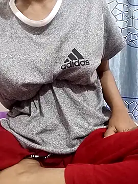 Cute Queen Noor online show from 03/13/26, 05:14