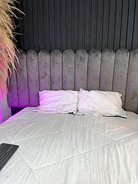 Nanda vixen  online show from 03/15/26, 10:27