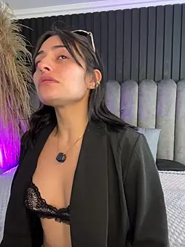 Nanda vixen  online show from 05/13/26, 11:33