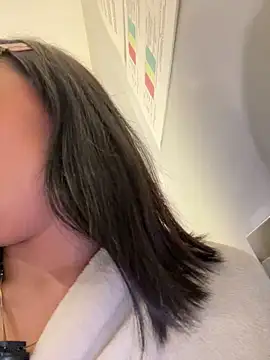 Nanda vixen  online show from 05/15/26, 11:56