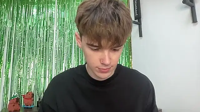 Snapshot of YourMilkyGuy chatting on 02/18/26, 02:13 YourMilkyGuy online show from 02/18/26, 02:13