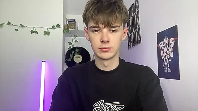 YourMilkyGuy online show from 04/05/26, 04:59