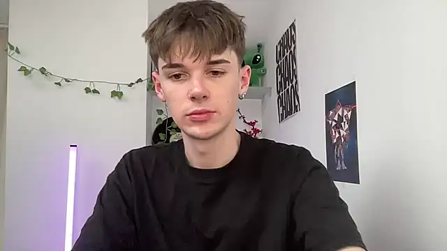 YourMilkyGuy online show from 05/15/26, 02:13