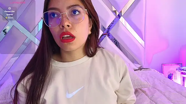 Snapshot of Ariana_Castillo__ chatting on 02/23/26, 12:46 Ariana Castillo online show from 02/23/26, 12:46