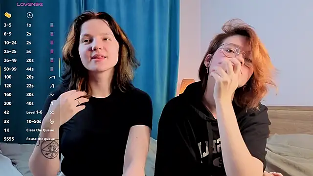 Snapshot of LatriceDosier chatting on 04/13/26, 10:04 LatriceDosier online show from 04/13/26, 10:04