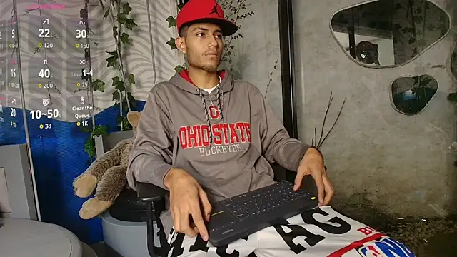 ItsZairen online show from 05/26/26, 03:35