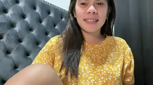 Mooree naba online show from 02/23/25, 10:09