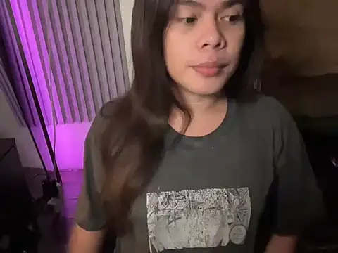 Mooree naba online show from 10/23/25, 10:25