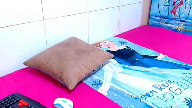 BubblyIvyxxx online show from 03/27/26, 06:41