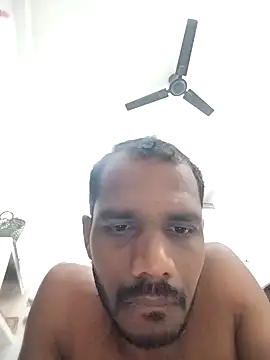 Snapshot of Daddyishere_19 chatting on 03/09/26, 05:44 Daddyishere 19 online show from 03/09/26, 05:44