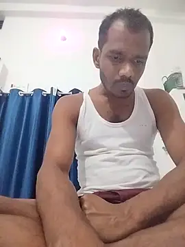 Snapshot of Daddyishere_19 chatting on 03/21/26, 05:05 Daddyishere 19 online show from 03/21/26, 05:05