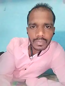 Snapshot of Daddyishere_19 chatting on 04/01/26, 06:03 Daddyishere 19 online show from 04/01/26, 06:03