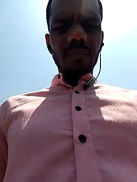 Snapshot of Daddyishere_19 chatting on 04/15/26, 06:09 Daddyishere 19 online show from 04/15/26, 06:09