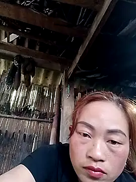 Snapshot of Nhoccon90 chatting on 02/14/26, 07:27 Nhoccon90 online show from 02/14/26, 07:27