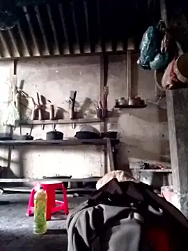 Snapshot of Nhoccon90 chatting on 02/17/26, 07:49 Nhoccon90 online show from 02/17/26, 07:49