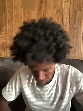 Snapshot of pussyeater_- chatting on 02/11/26, 02:00 pussyeater - online show from 02/11/26, 02:00