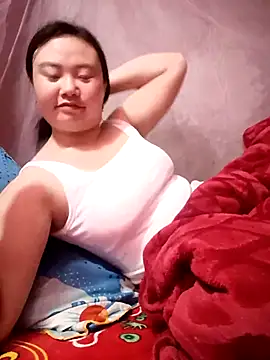 lisn-cute online show from 04/27/26, 02:31