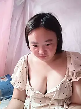 Snapshot of lisn-cute chatting on 07/06/26, 11:18 lisn-cute online show from 07/06/26, 11:18