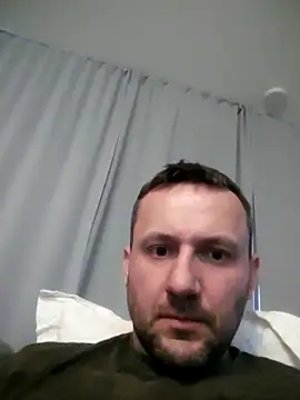 defaktor online show from 02/12/26, 03:40