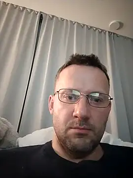 defaktor online show from 04/05/26, 09:12