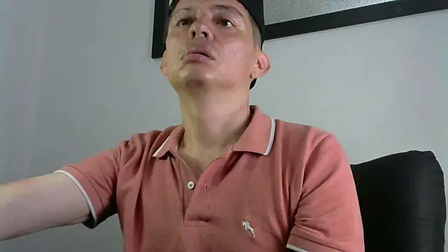 Snapshot of Thommas8a chatting on 03/02/26, 04:36 Thommas8a online show from 03/02/26, 04:36