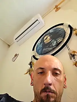 Snapshot of Ninfo920817 chatting on 02/24/26, 08:01 Ninfo920817 online show from 02/24/26, 08:01