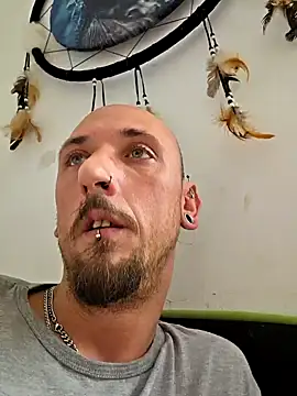 Snapshot of Ninfo920817 chatting on 02/25/26, 10:03 Ninfo920817 online show from 02/25/26, 10:03