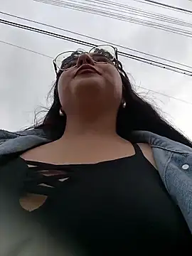 Yulska online show from 04/17/26, 08:56