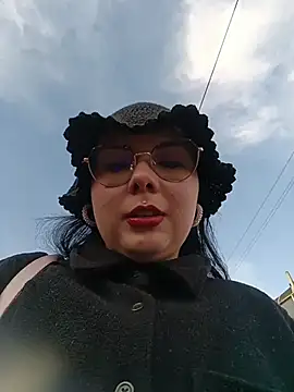 Yulska online show from 05/14/26, 10:38