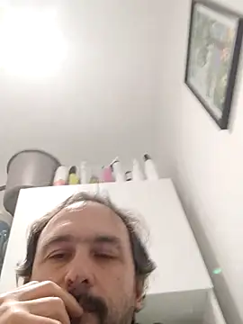 Snapshot of Luluberlu04 chatting on 02/23/26, 10:18 Luluberlu04 online show from 02/23/26, 10:18