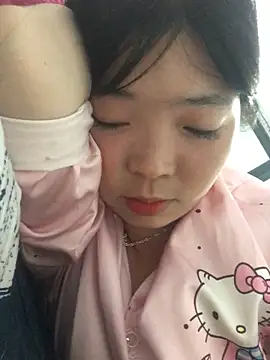 cuty lusy online show from 05/14/26, 02:13