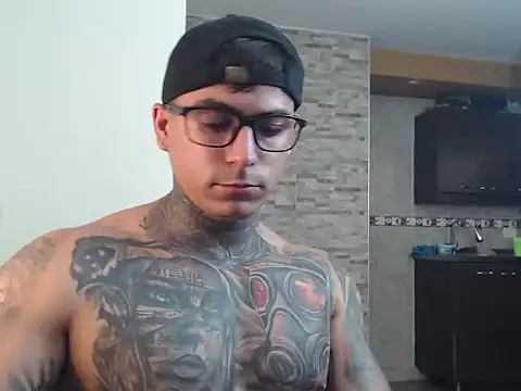 maxstrom111 online show from 02/07/26, 05:38