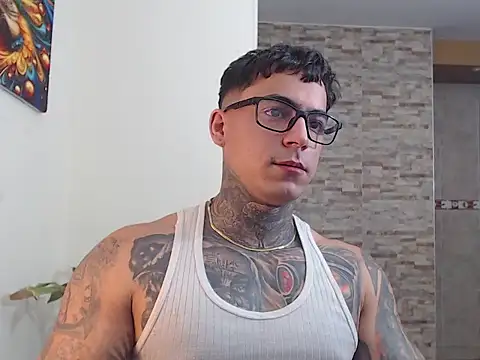 maxstrom111 online show from 02/13/26, 02:02