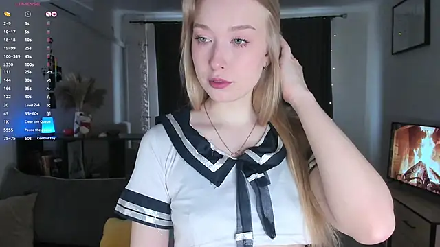 Snapshot of AmyLouWood chatting on 02/23/26, 07:39 AmyLouWood online show from 02/23/26, 07:39