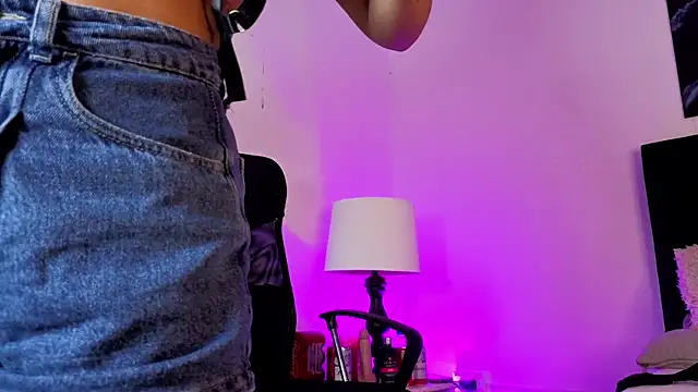 KateValenciaa online show from 04/11/26, 12:20