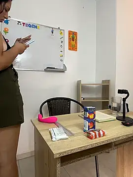 Victoria Lusty online show from 02/24/26, 09:02