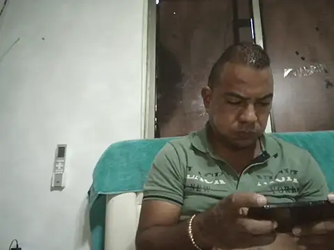 Quillero18 online show from 02/26/26, 03:33