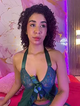 Woo isDaphne online show from 03/09/26, 11:53