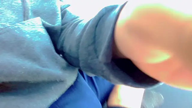 Snapshot of DaviidBuckx_ chatting on 03/01/26, 02:08 DaviidBuckx online show from 03/01/26, 02:08