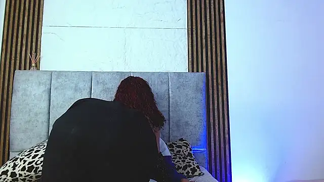 Snapshot of katrin_hancool chatting on 02/13/26, 01:18 katrin hancool online show from 02/13/26, 01:18