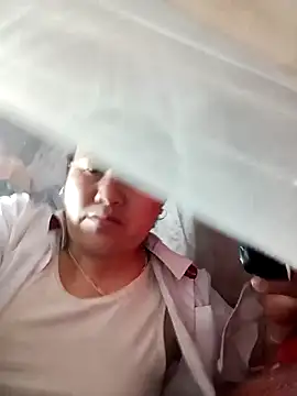 Snapshot of Lucky_baby7 chatting on 03/08/26, 02:04 Lucky baby7 online show from 03/08/26, 02:04