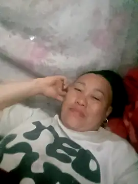 Snapshot of Lucky_baby7 chatting on 03/17/26, 05:11 Lucky baby7 online show from 03/17/26, 05:11