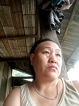 Snapshot of Lucky_baby7 chatting on 04/15/26, 01:34 Lucky baby7 online show from 04/15/26, 01:34