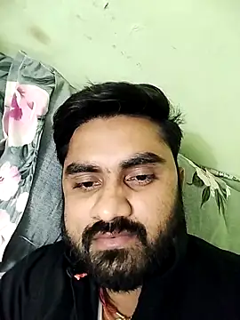 Snapshot of loyalboy_0052 chatting on 04/09/26, 08:14 loyalboy 0052 online show from 04/09/26, 08:14