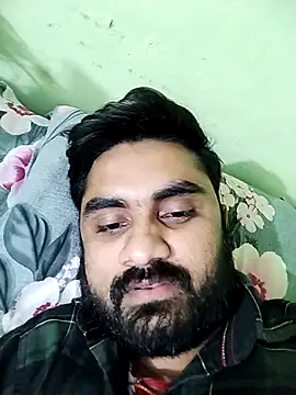 Snapshot of loyalboy_0052 chatting on 04/14/26, 06:25 loyalboy 0052 online show from 04/14/26, 06:25